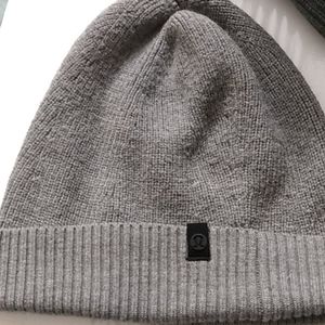 TRUE RELIGION BEANIE HAT